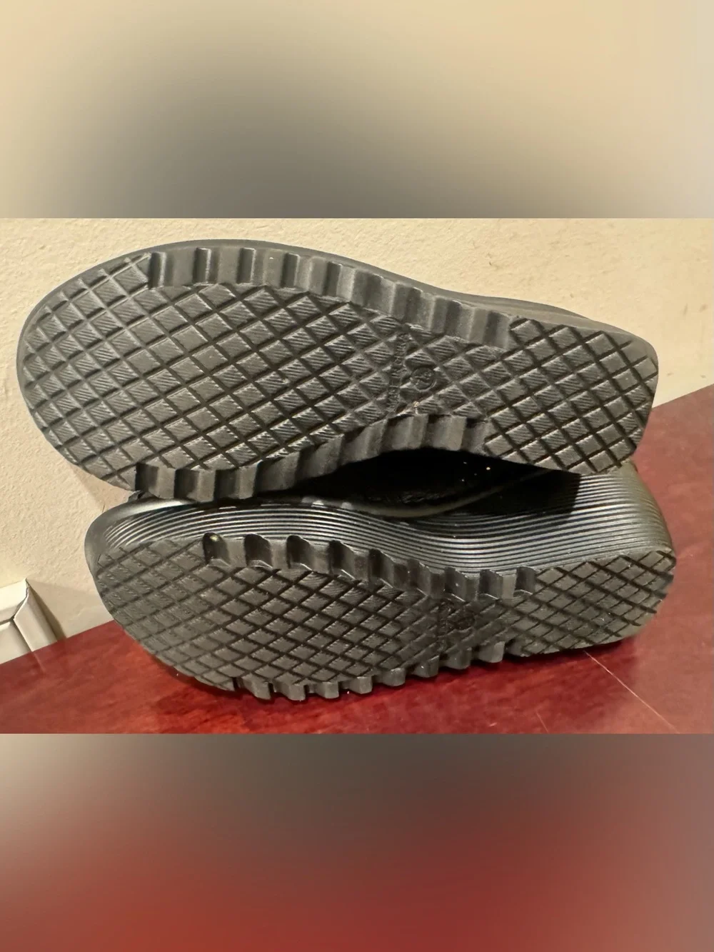 Women’s Black Woven Classic Wedge Slide On Shoe by White Mountain - Size 7.5